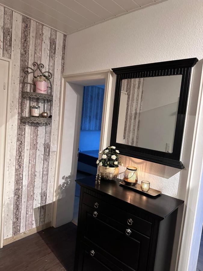 4 Zimmer 11 Personen Wohnung Garten Terrasse Grill 2 Badezimmer Wuppertal Exterior foto